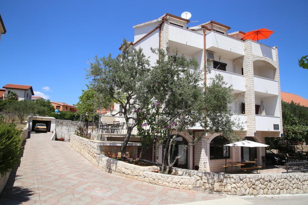 Apartments Kristo Trogir Luaran gambar